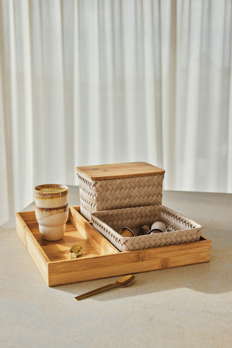bamboo square tray with two handmade storage baskets in caffè latte with coffee cups made of recycled plastic